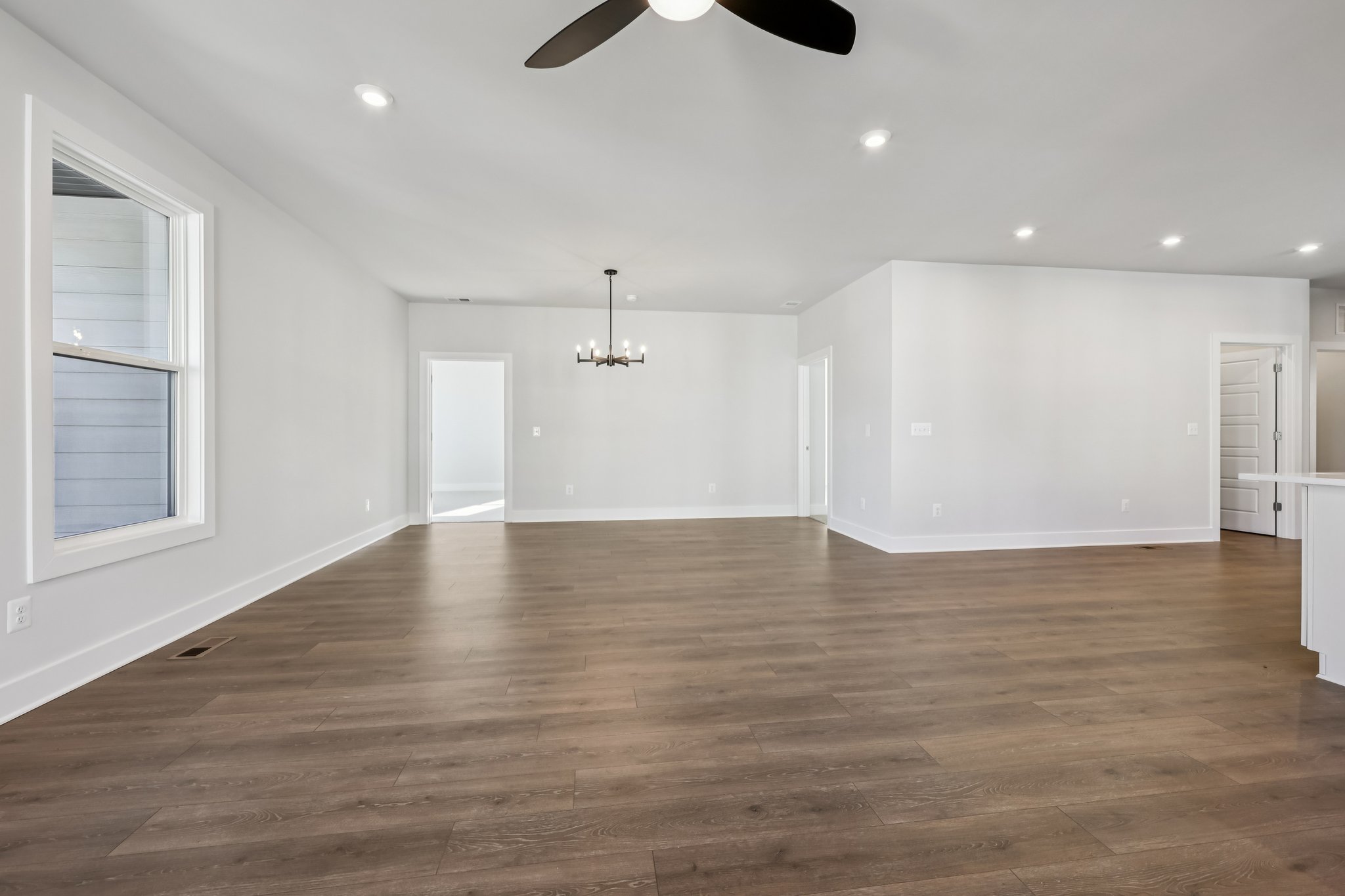 Headland Ct-S2201-006.jpg