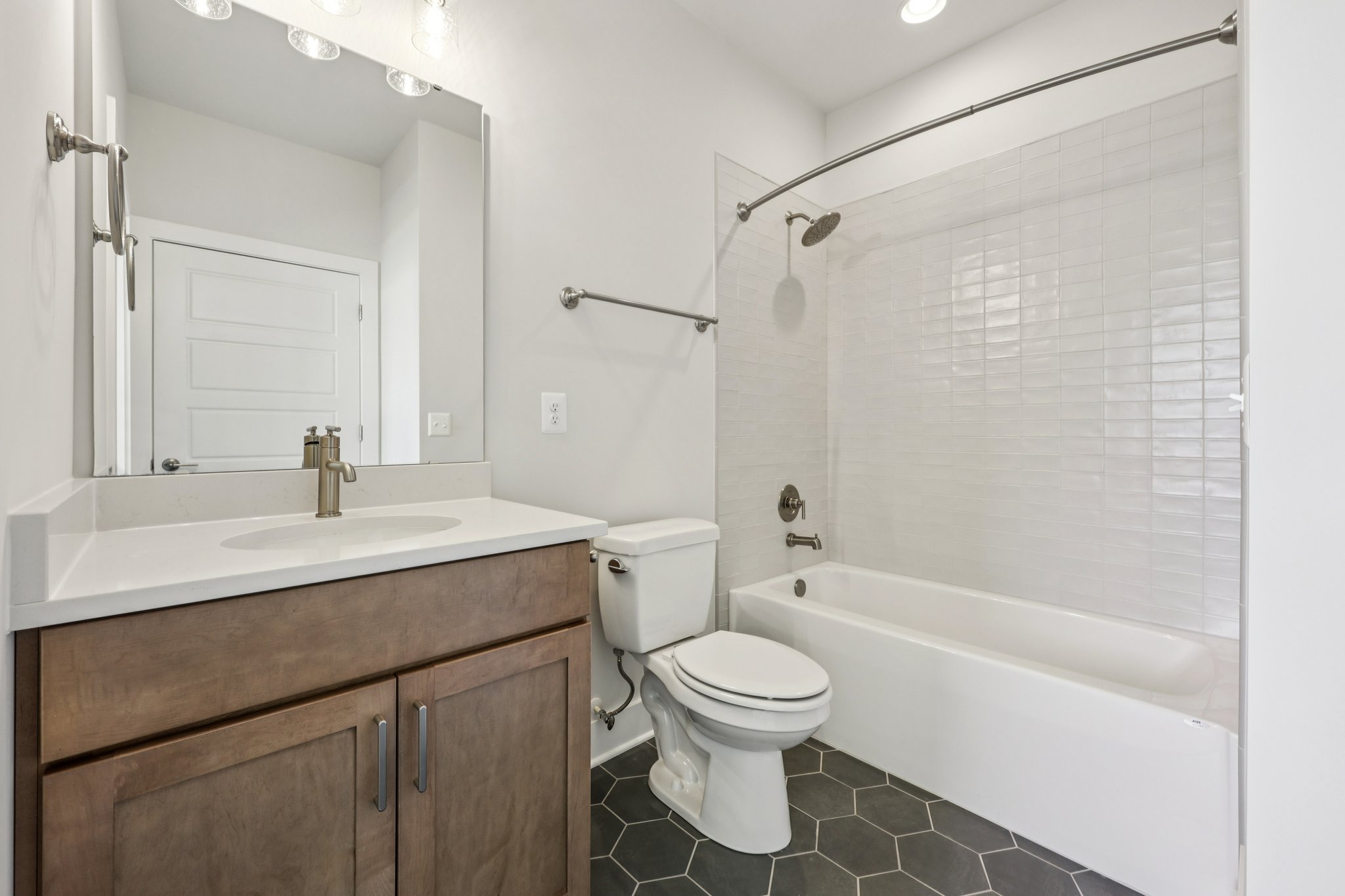 Headland Ct-S2201-019.jpg