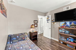  Photo 22