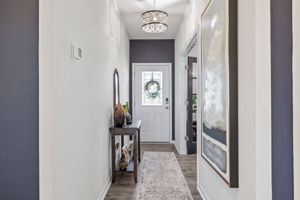 Front Entry/Foyer