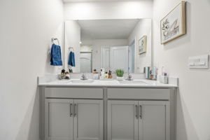 En Suite Double Vanity