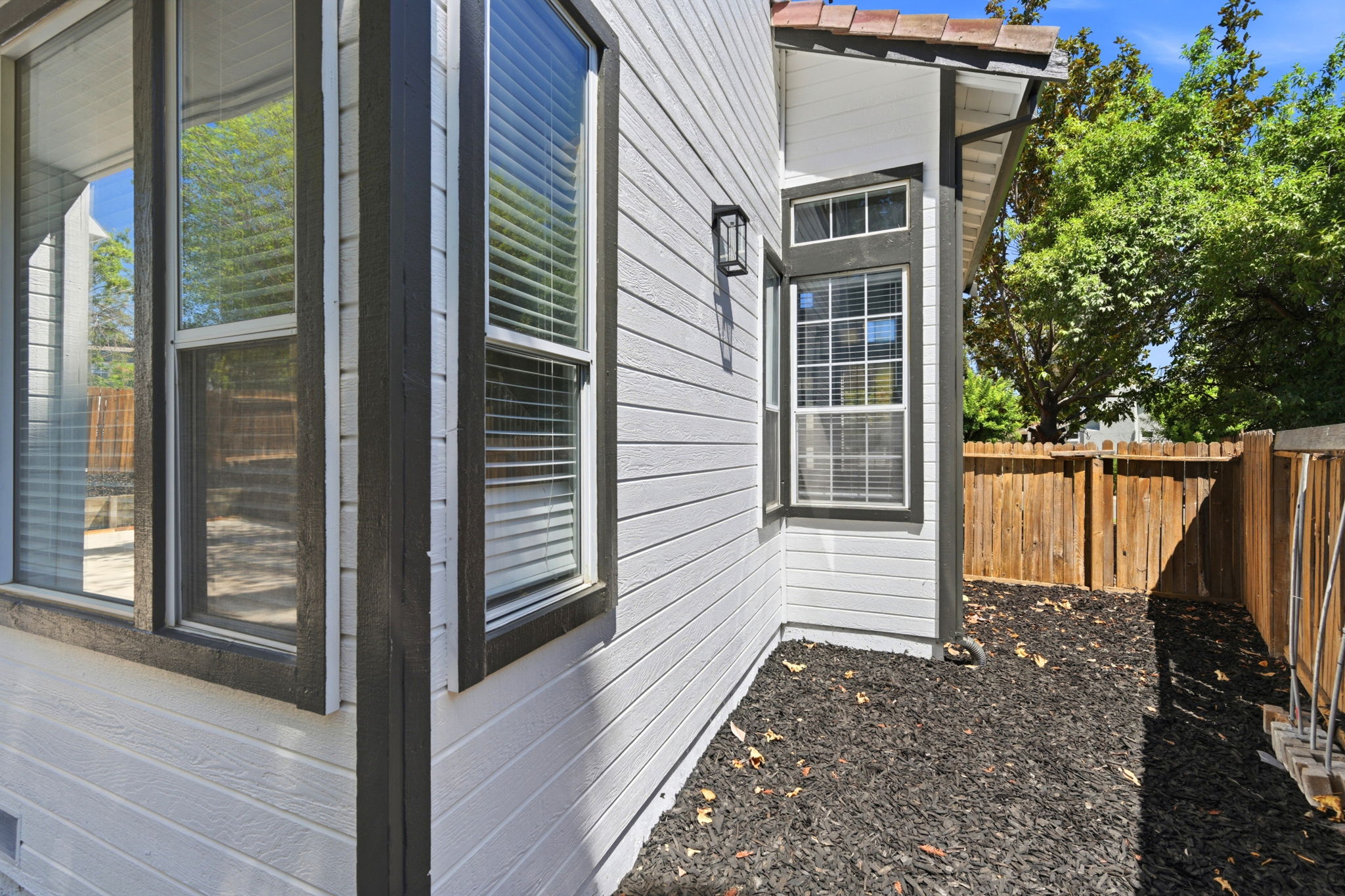 041_F8_4414 Horseshoe Cir