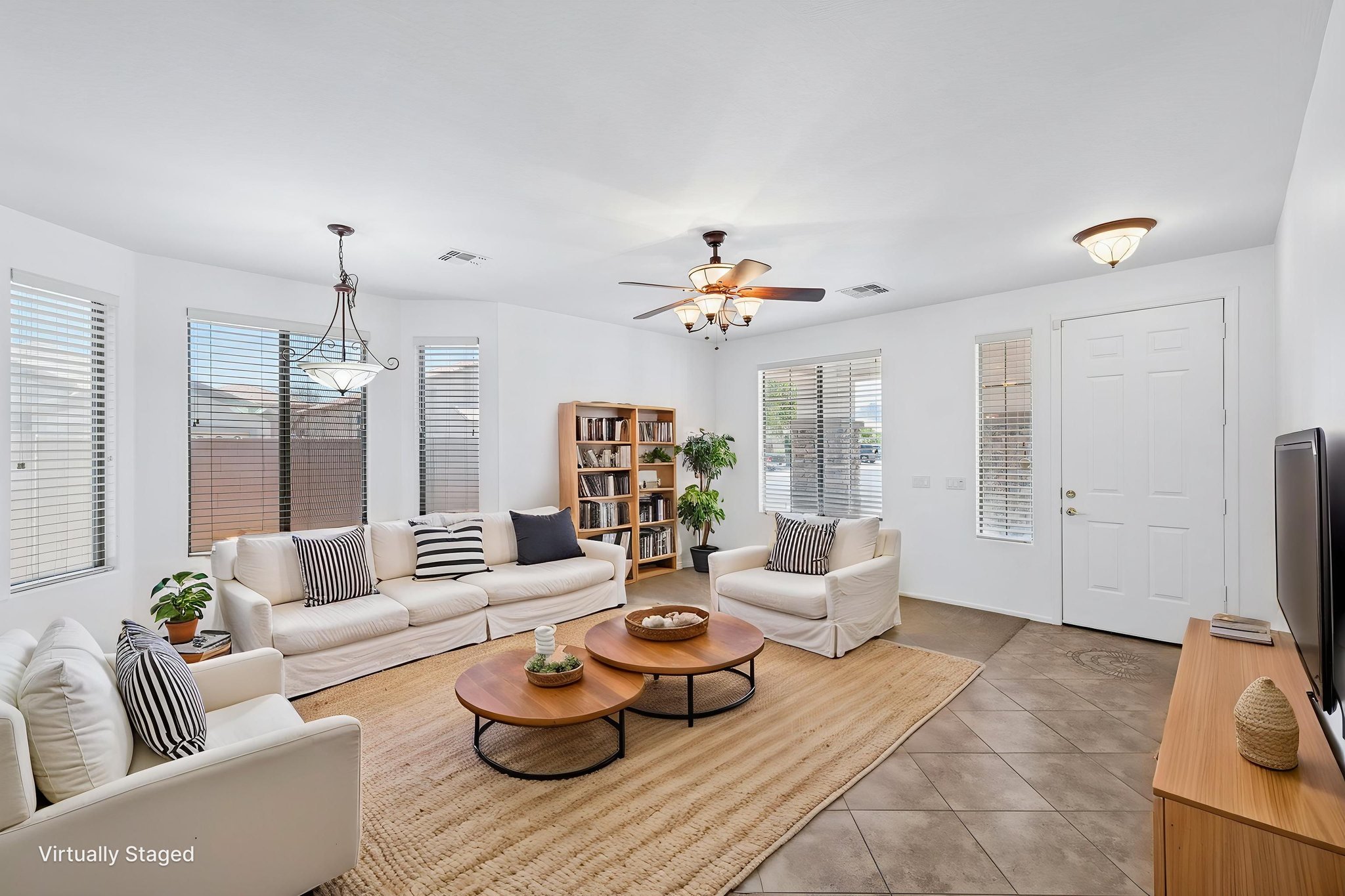 4414 W St Kateri Dr - 004 virtually staged.jpeg