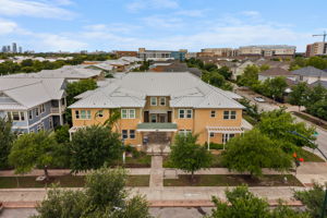  Photo 40