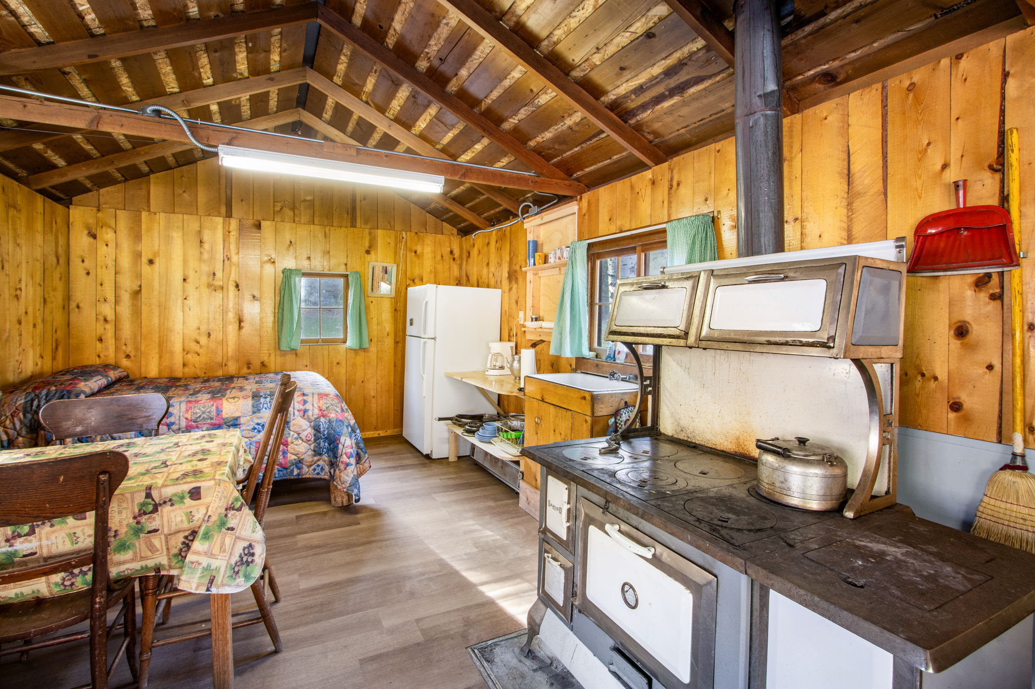  Photo 73