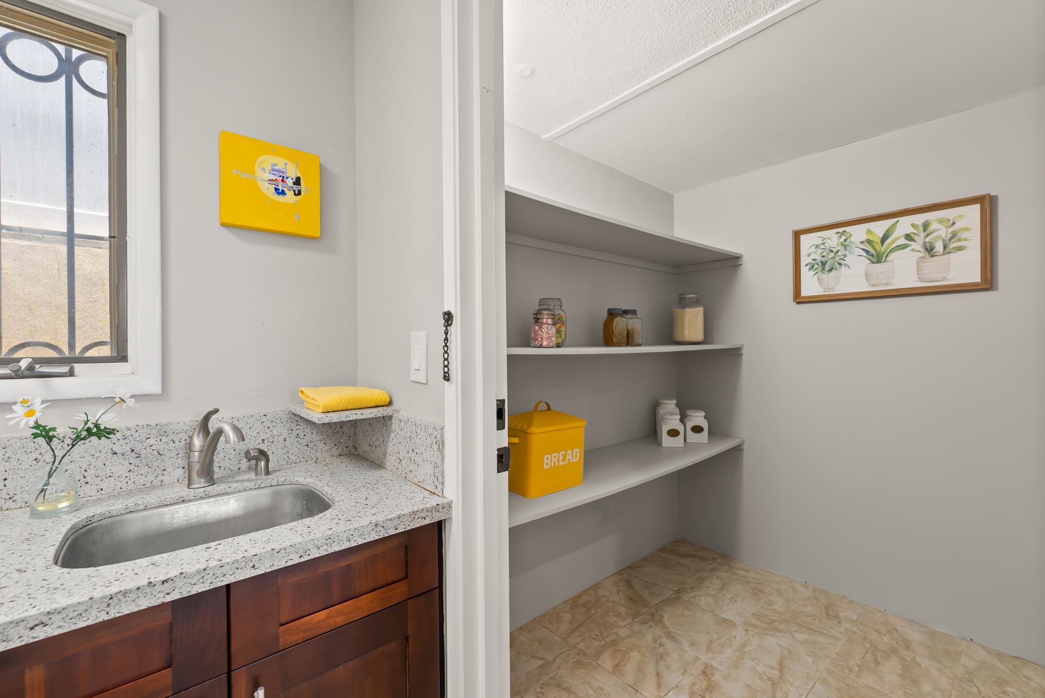  Photo 53