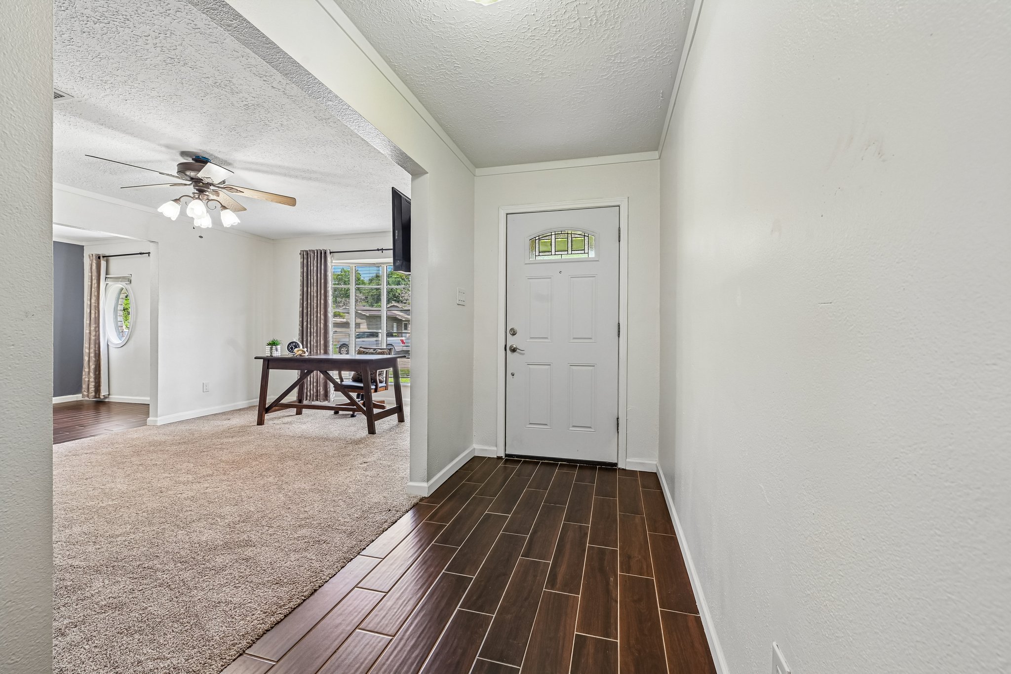 Saffron Ln-S1305-005.jpg