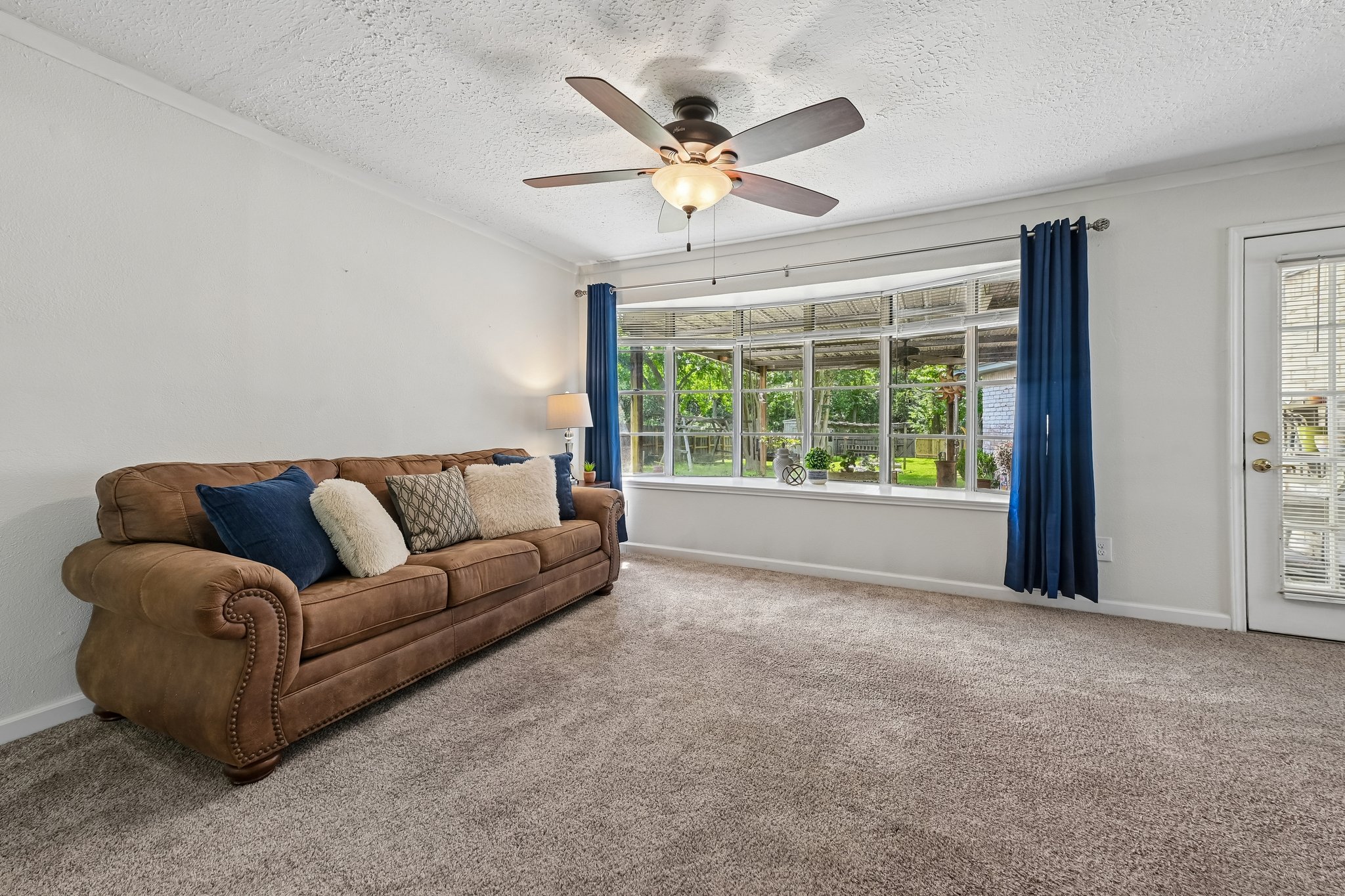 Saffron Ln-S1405-013.jpg