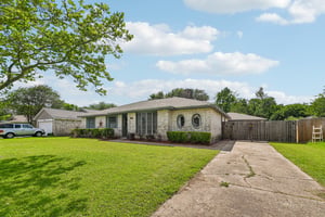 Saffron Ln-S1305-002.jpg