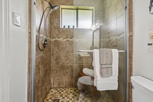 Saffron Ln-S1305-027.jpg