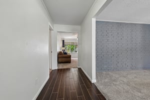 Saffron Ln-S1405-005.jpg