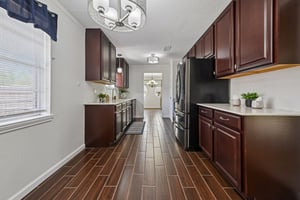 Saffron Ln-S1405-015.jpg