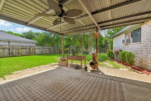 Saffron Ln-S1405-030.jpg