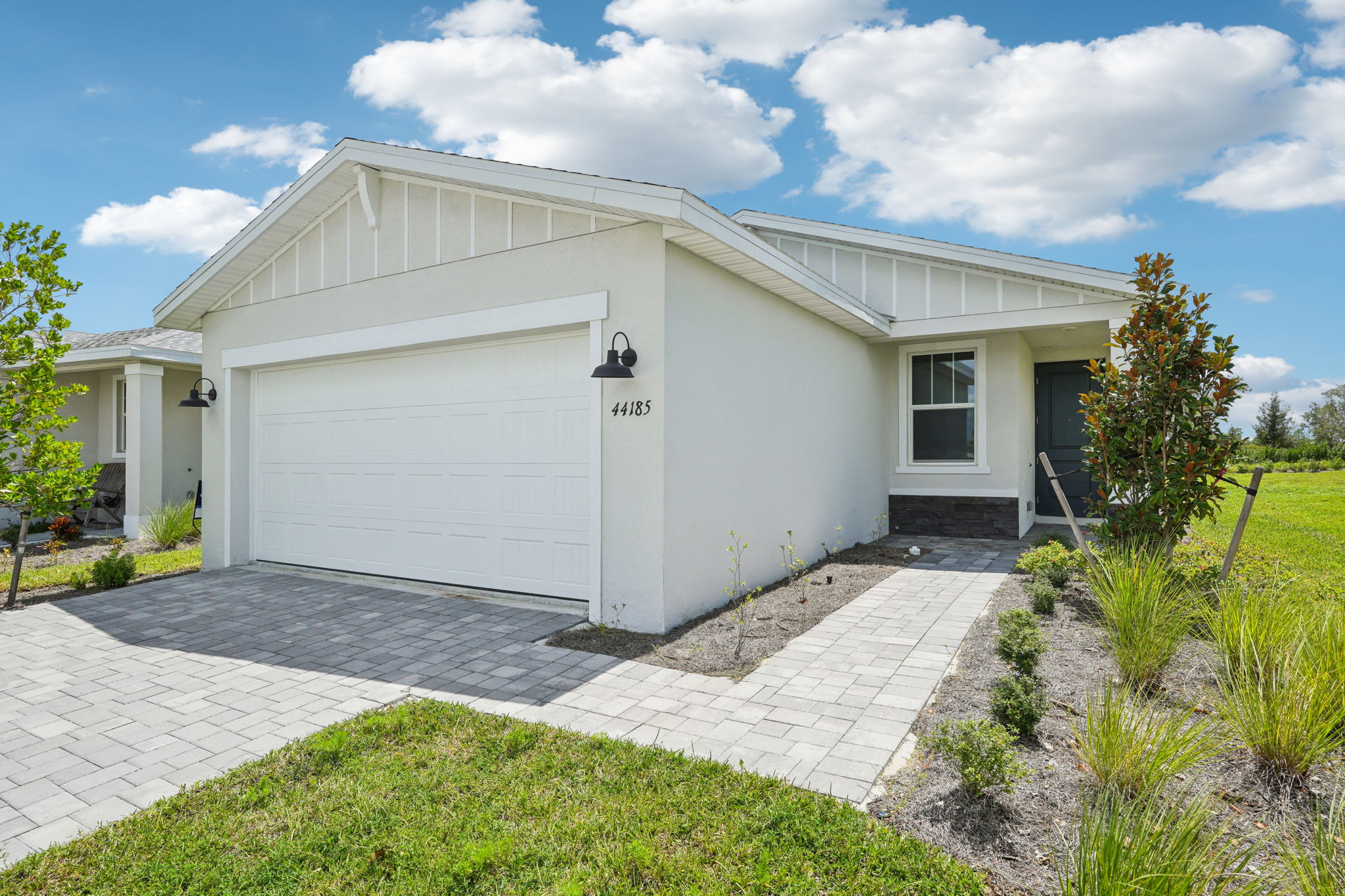 South Florida-Crescent Lakes-44185 Frontier Dr, Punta Gorda, FL, 33982-003