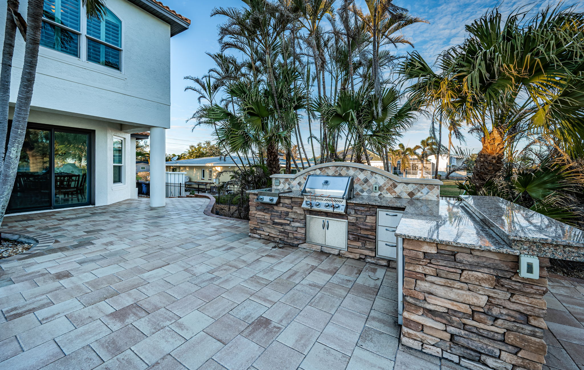 Patio and Grilling Area3