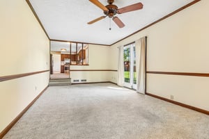 Edgewood Dr-S2110-005.jpg