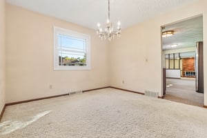 Edgewood Dr-S2110-011.jpg