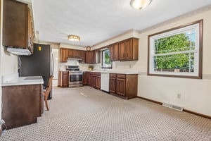 Edgewood Dr-S2110-015.jpg