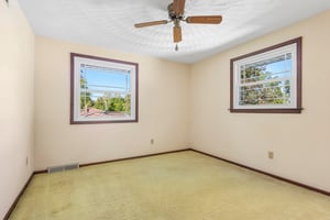 Edgewood Dr-S2110-016.jpg
