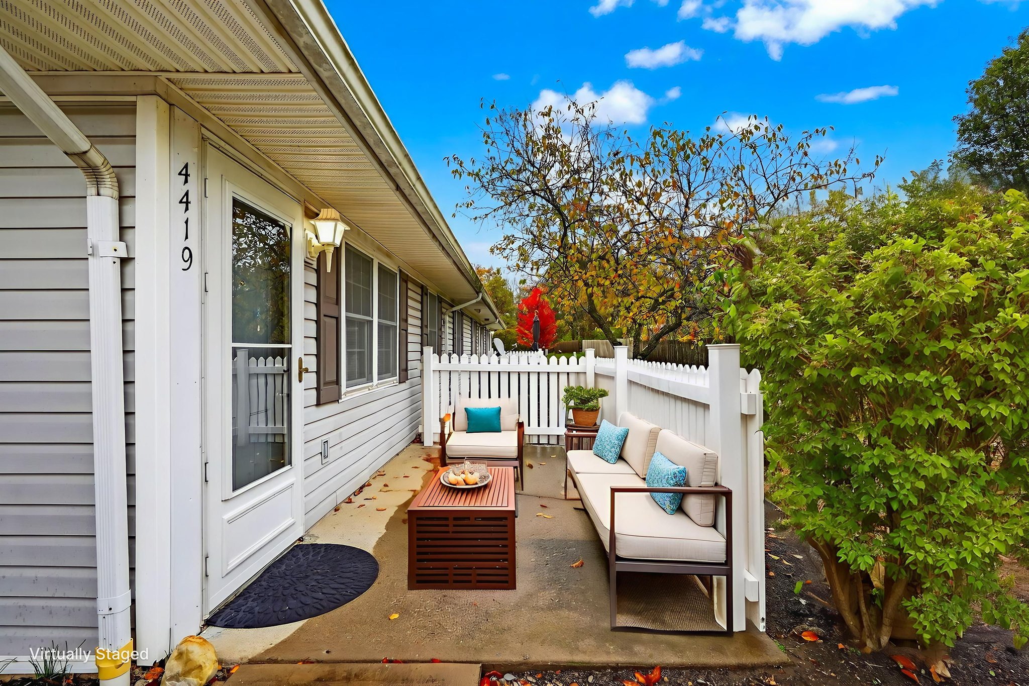 4419 Hammerton Dr  (37) virtually staged.jpeg