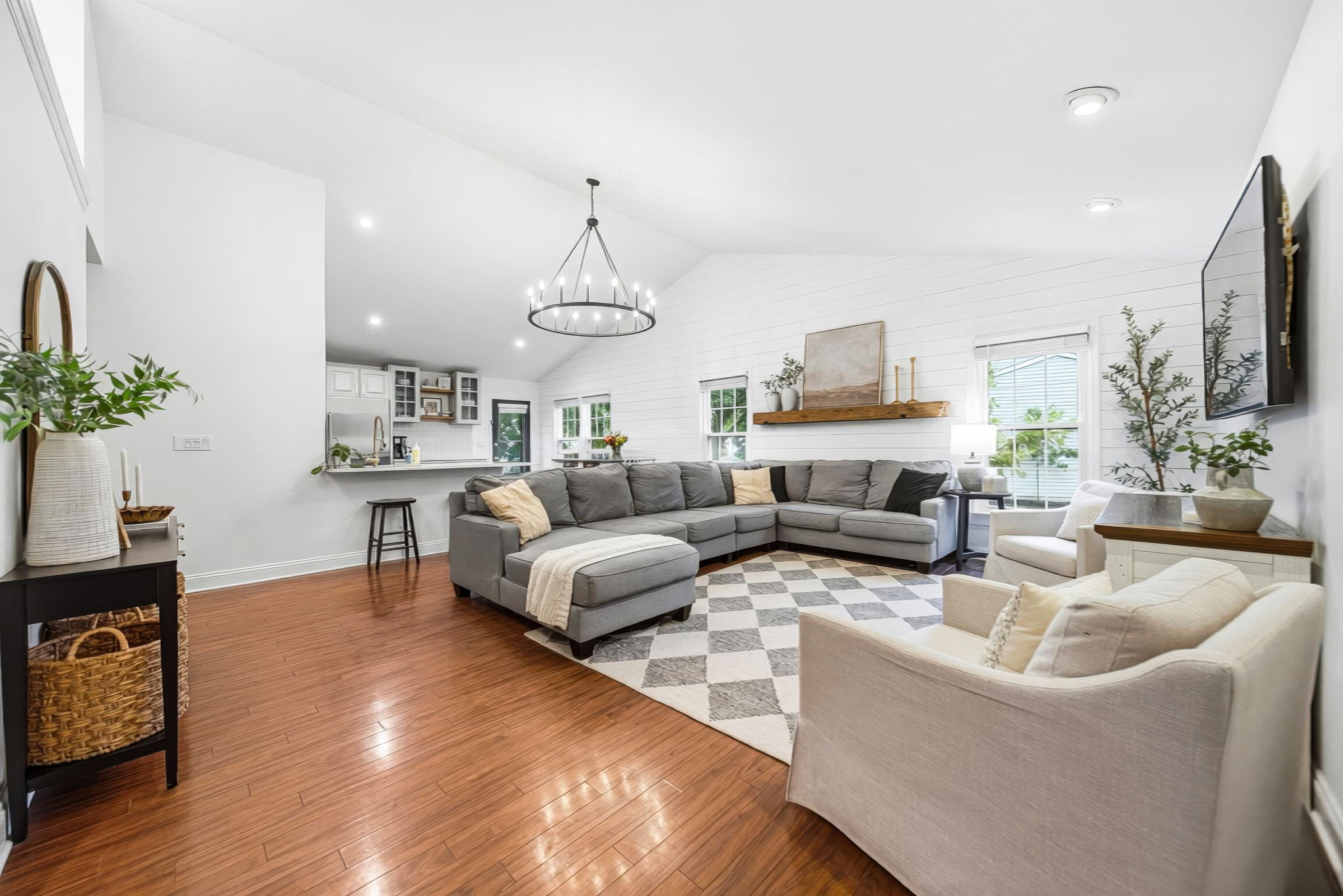 V.S.- 4419 Prairie Pine Ct, Hilliard-8