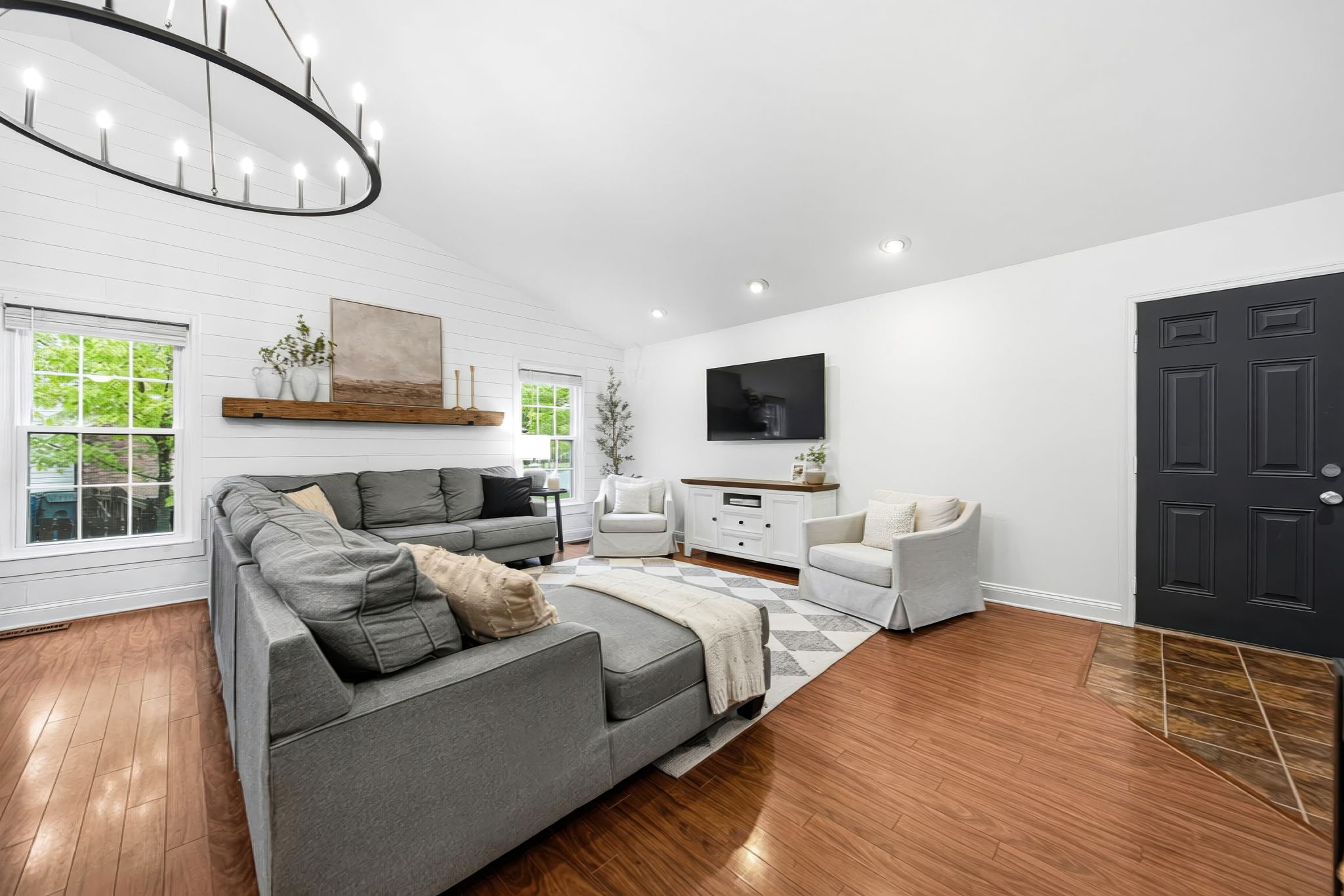 V.S.- 4419 Prairie Pine Ct, Hilliard-10
