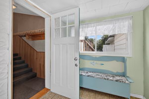  Photo 33
