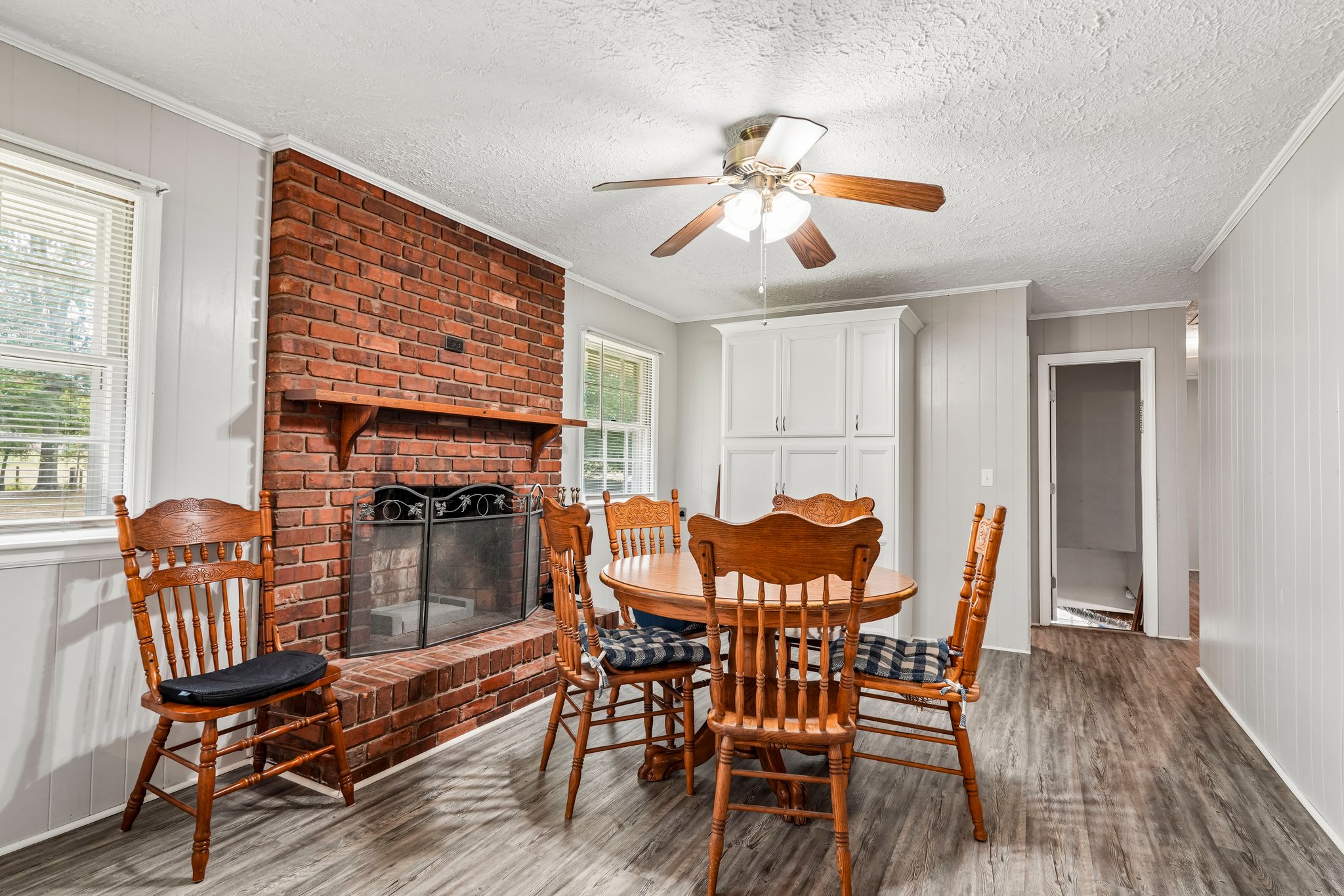 Patrick Rd-S1609-011.jpg
