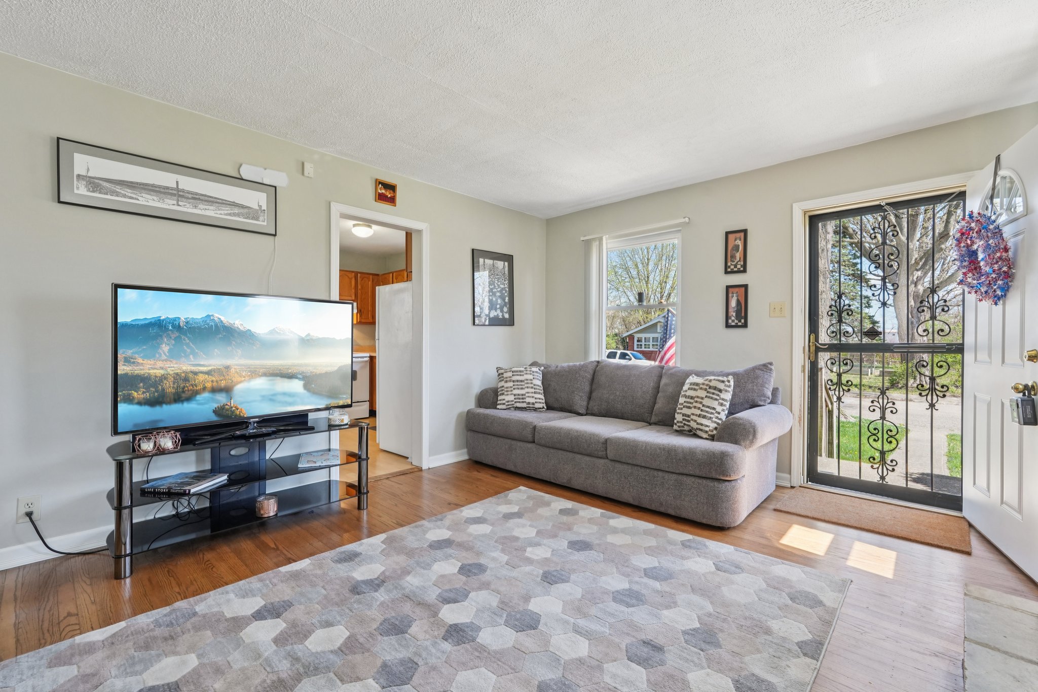 S Sheridan Ave-S0704-007.jpg