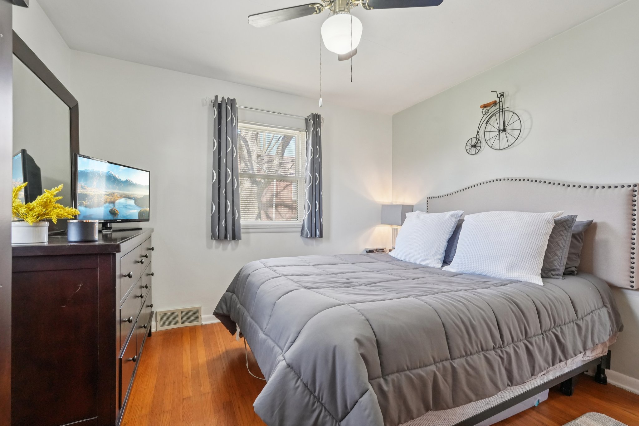 S Sheridan Ave-S0704-025.jpg