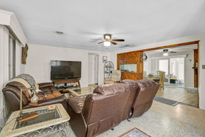4420 101st St W-18