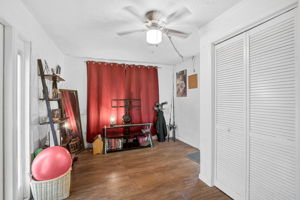 4420 101st St W-22