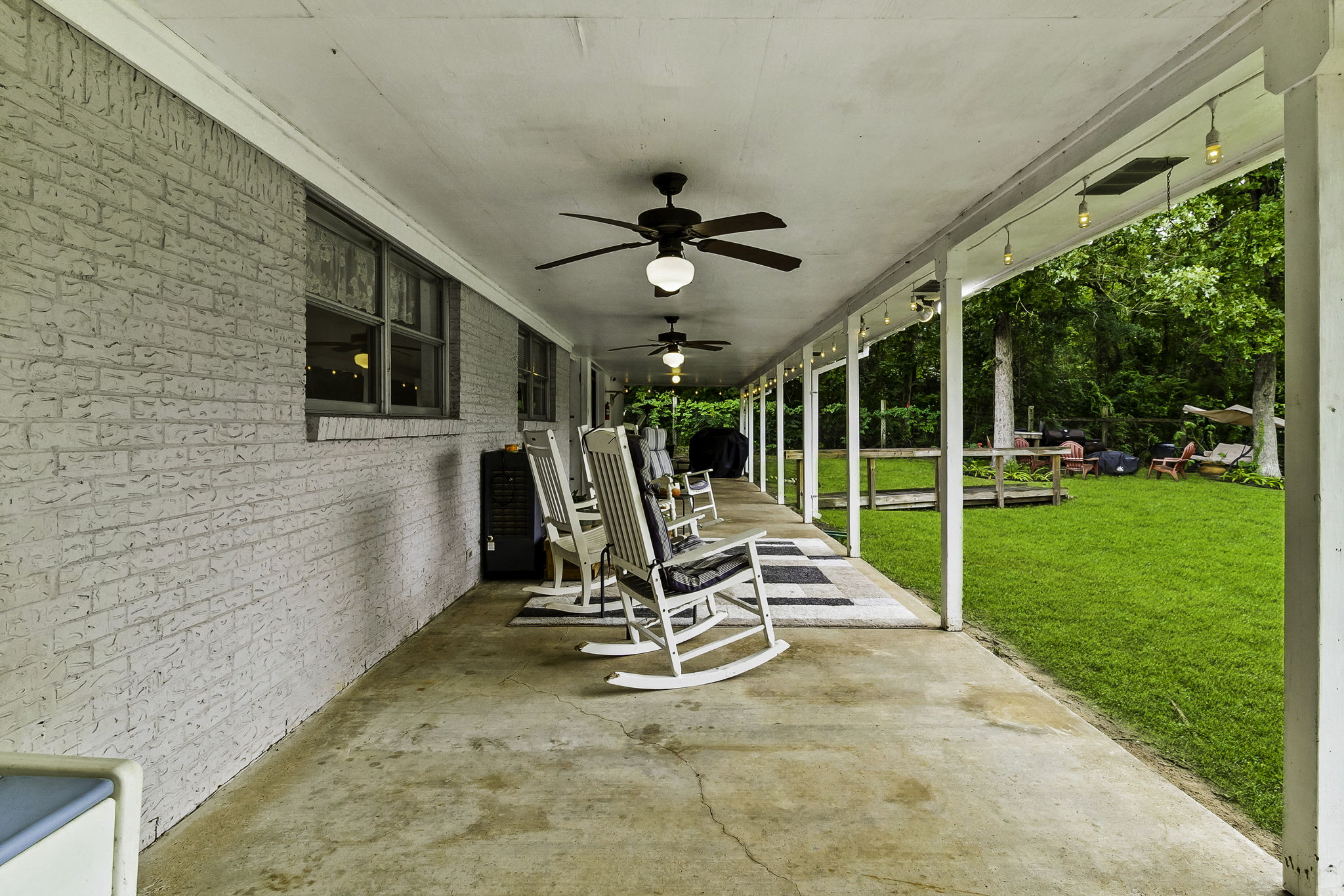  Photo 40