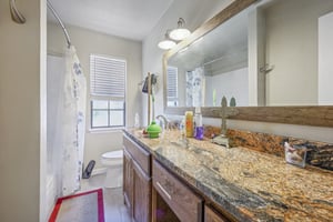 Ballinger Dr-020.jpg