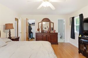  Photo 31