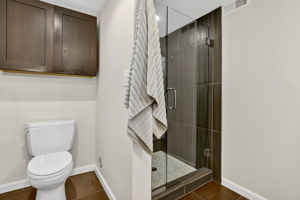  Photo 49