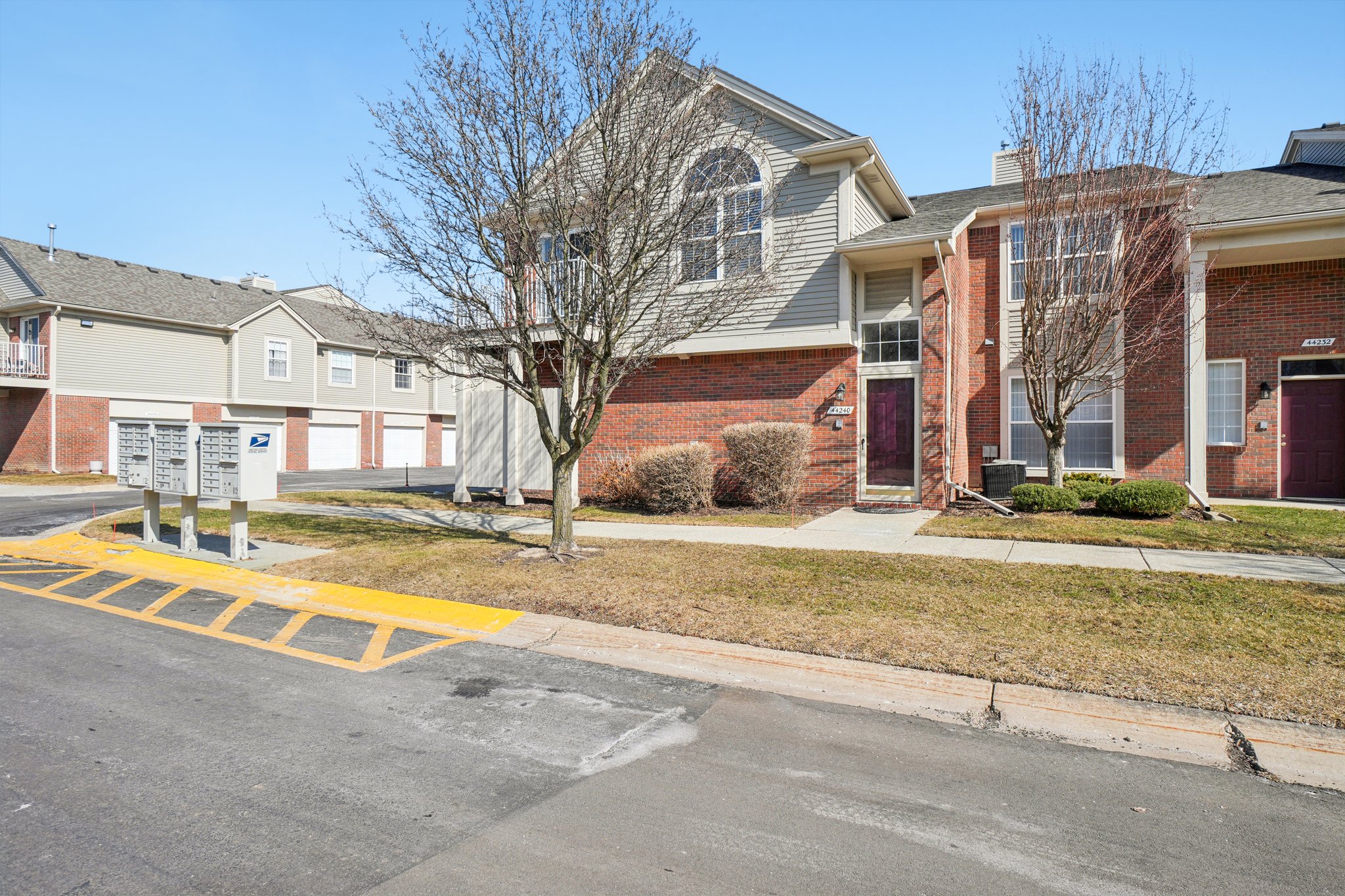 Princeton Dr-S2802-003.jpg