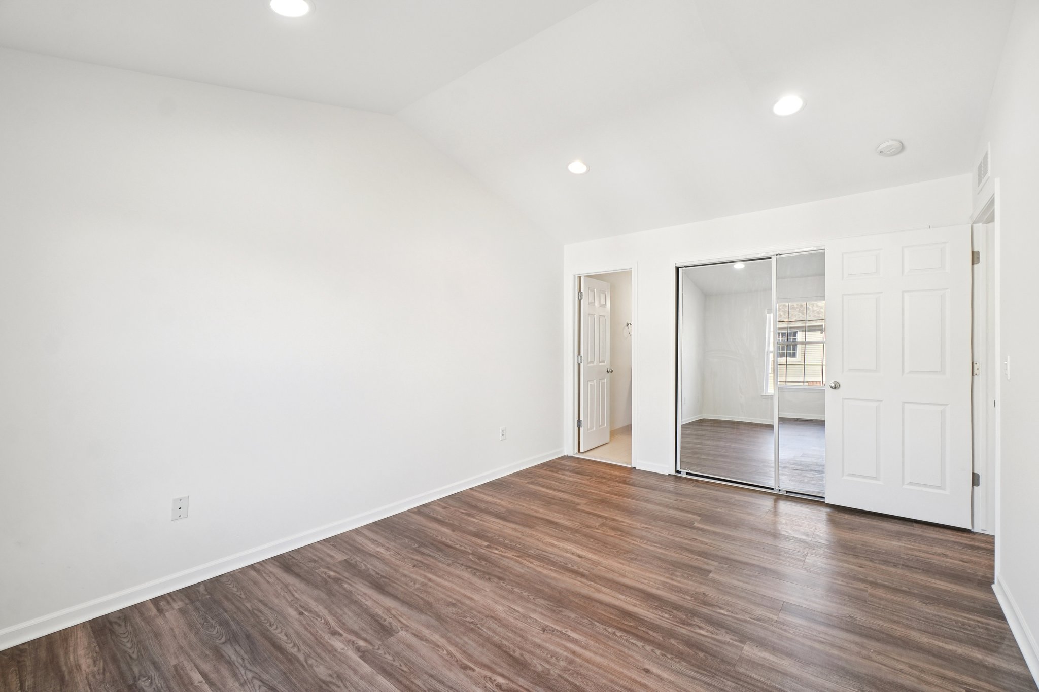 Princeton Dr-S2802-022.jpg