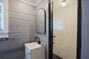  Photo 35