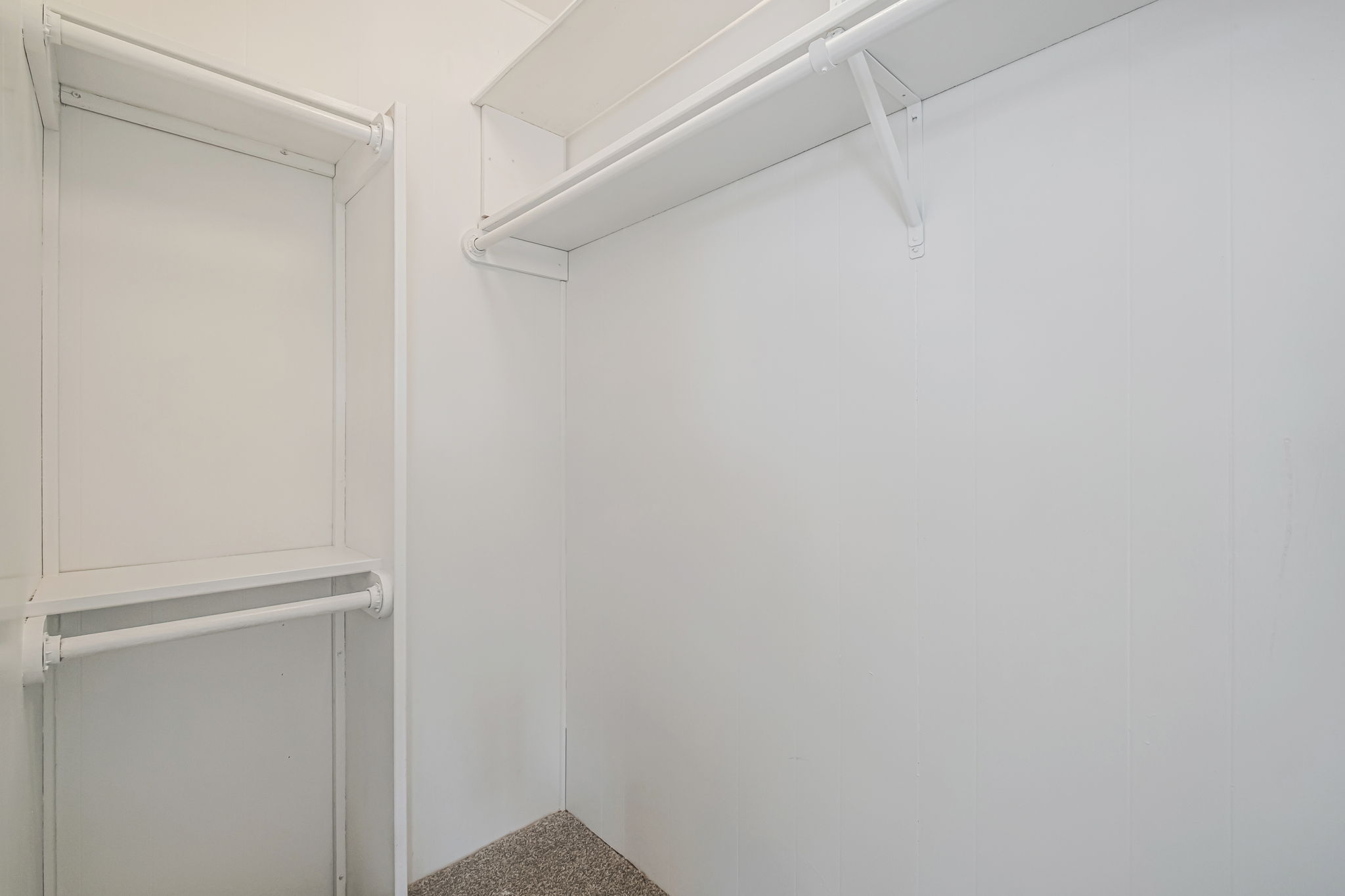 026_ 4425 Clares St 52