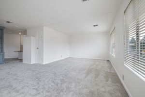 007_ 4425 Clares St 52