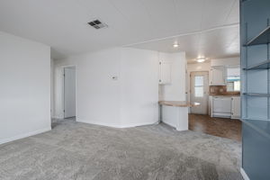 012_ 4425 Clares St 52