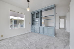 017_ 4425 Clares St 52