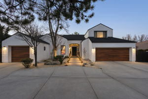  Photo 0