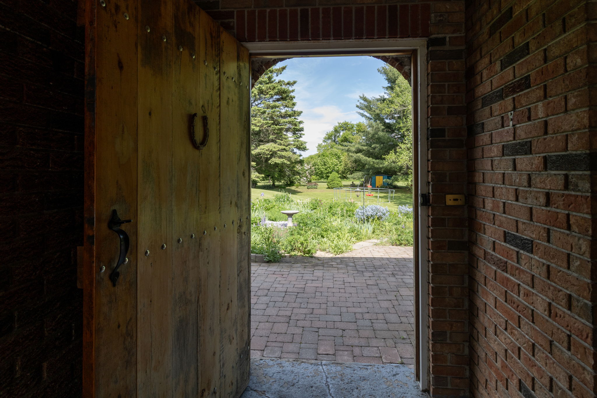  Photo 48