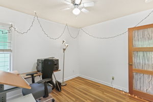  Photo 28