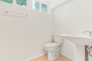 Photo 40