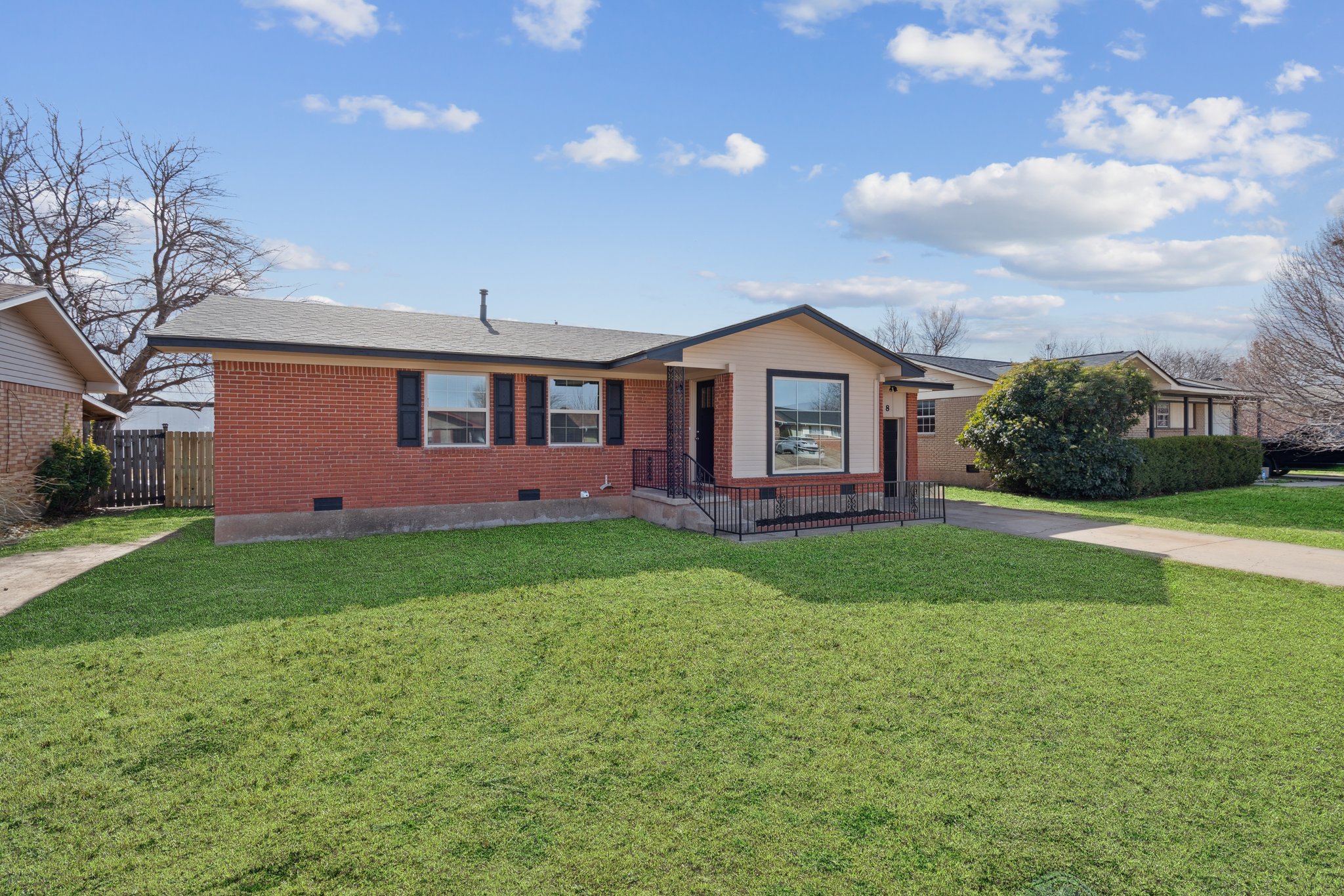 4428 NW Baltimore Ave_004.jpg