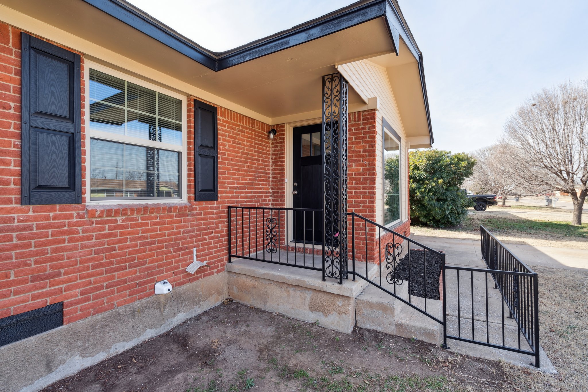 4428 NW Baltimore Ave_008.jpg