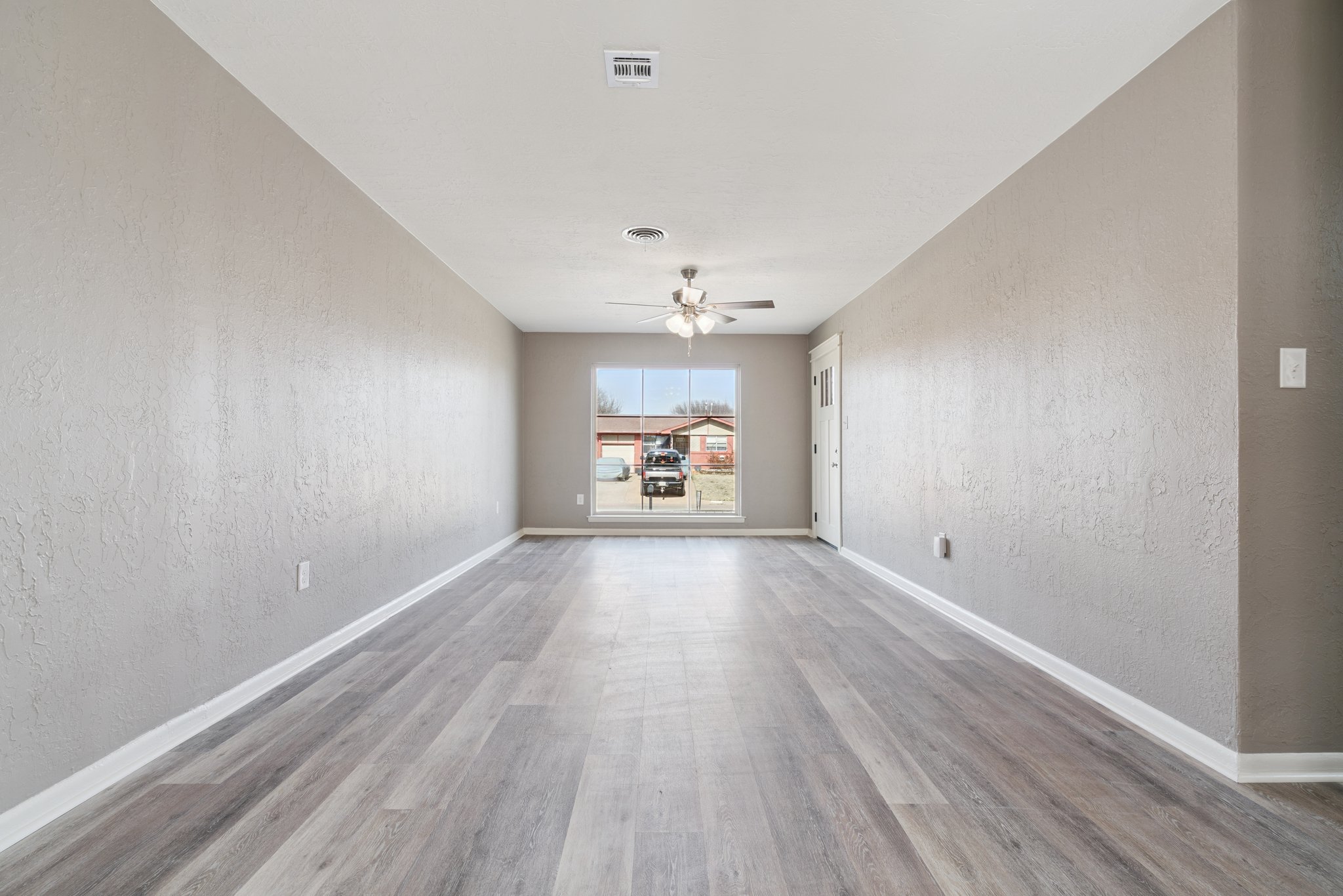 4428 NW Baltimore Ave_012.jpg